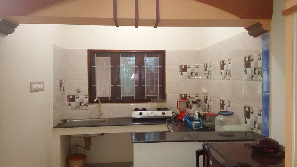 Sabri Guest House Tiruvannāmalai Exterior foto